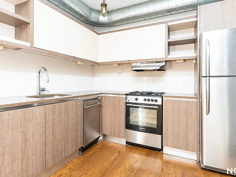 77 Steuben St #3L — Photo 15