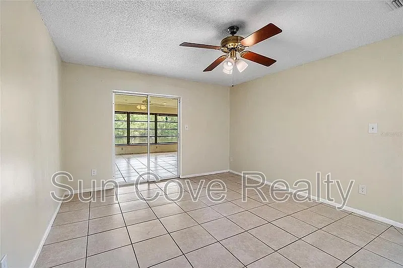 3 bed, 2.0 bath, $2,400 — Photo 4