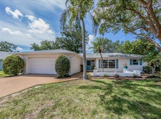 1019 River Oaks Ct, Venice, FL 34293