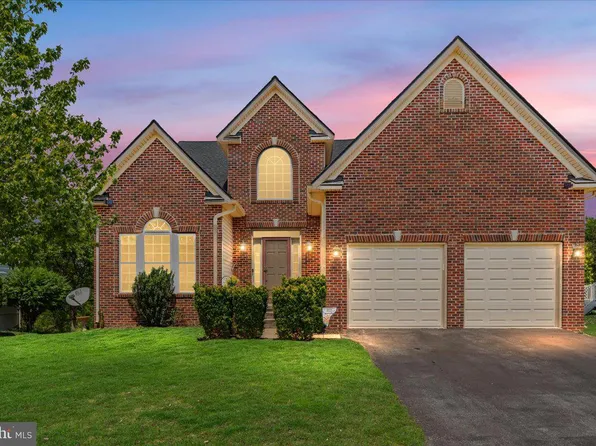 324 Hogan Dr, Martinsburg, WV 25405