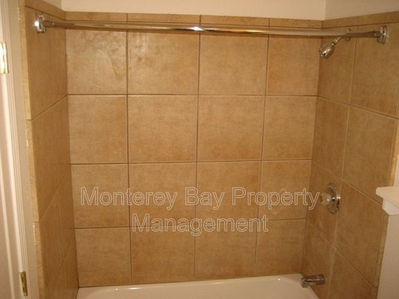 5th image of 211 Forest Ave APT 4