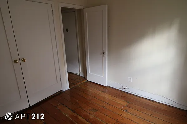 Rented by APT212 INC | media 29