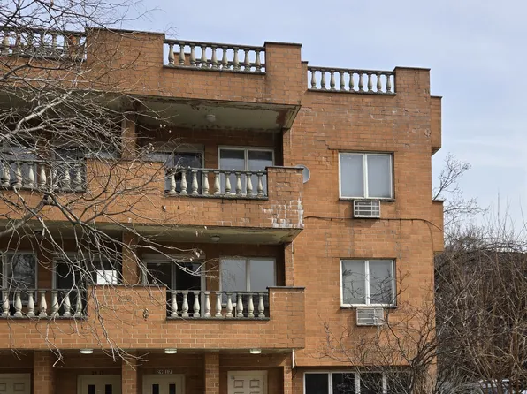 29-17 31st Avenue image 1 of 14