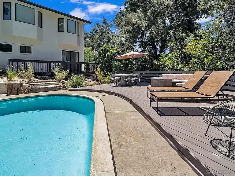 3550 Laketree Dr — Photo 39