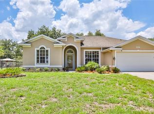 504 Warren Rd, Lutz, FL 33548