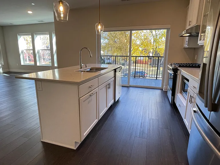 Ewing Place — Photo 16