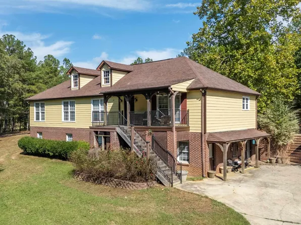 4110 Lee Roy Ln, Bessemer, AL 35022