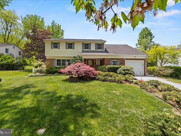 506 Morris Dr, Cherry Hill, NJ 08003
