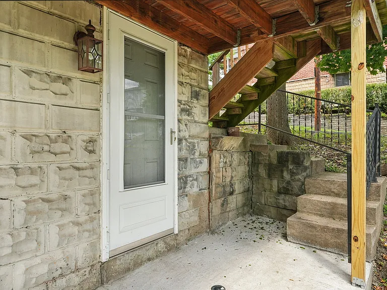 3229 Beacon Hill Ave — Photo 27