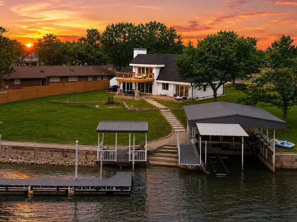 11160 Stanfield Rd, Azle, TX 76020