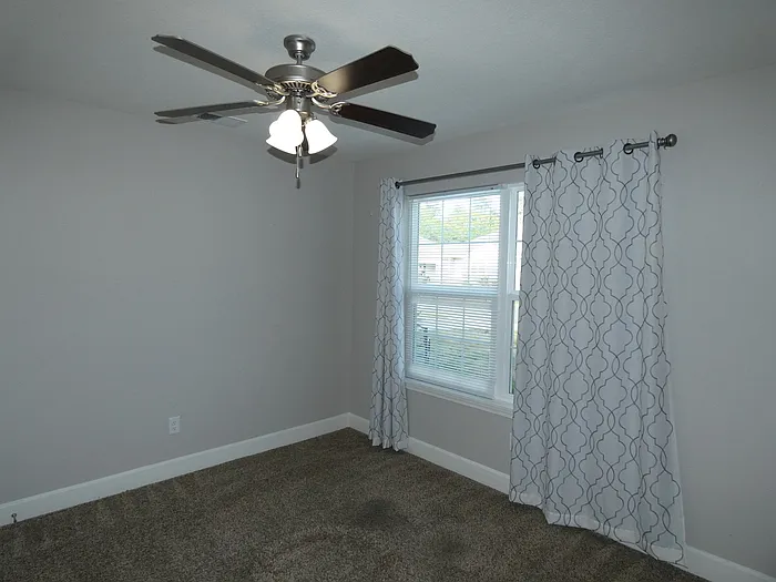 9229 N Gower Ave — Photo 2
