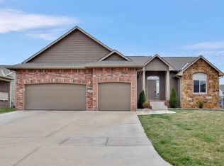 2633 N Bluestone Ct, Andover, KS 67002