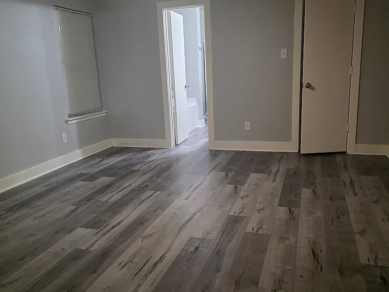 Settlers Lake Cir N — Photo 6