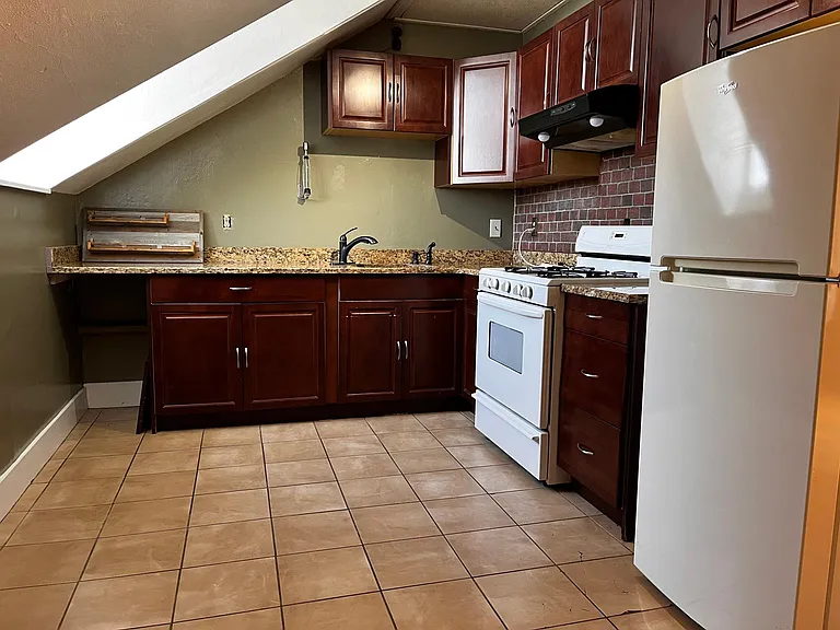103 Prospect St #3 — Photo 11