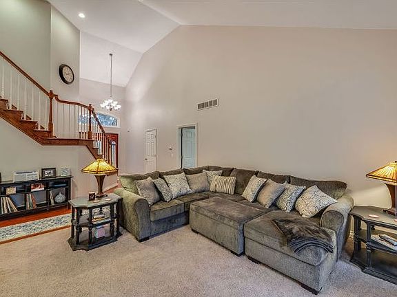 3rd image of 5730 Allison Ct