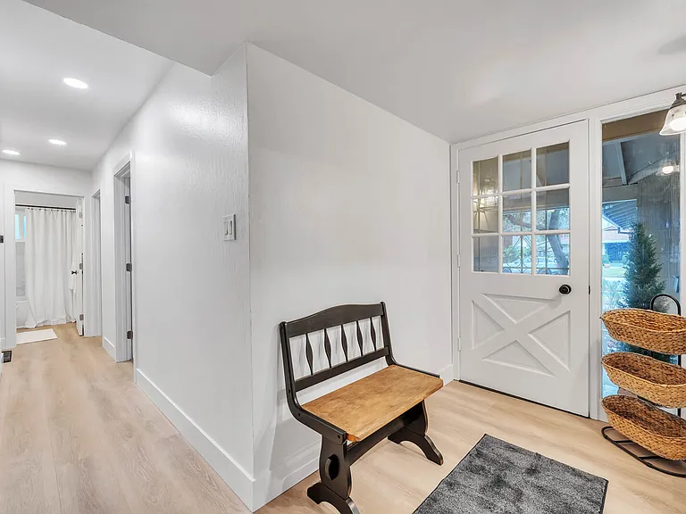 Merribrook Dr — Photo 15