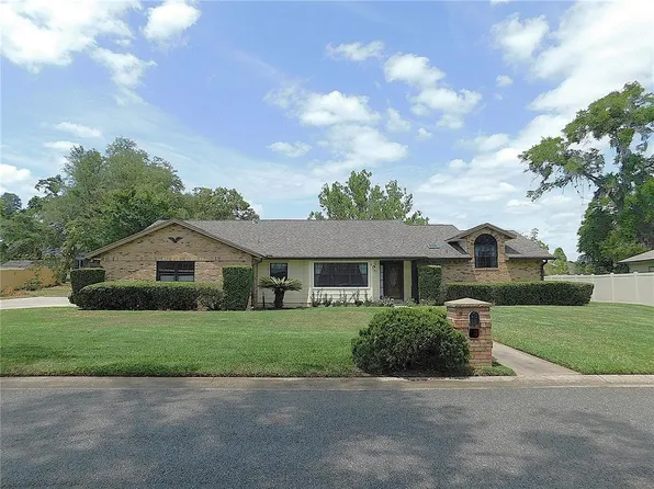 2865 SE 37th St, Ocala, FL 34471