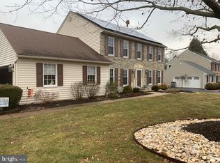 476 N 7th Ave, Royersford, PA 19468