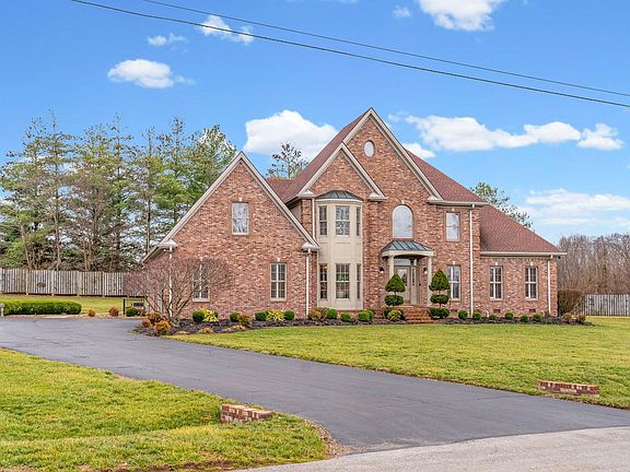 5th image of 1312 Shallow Lake Cir