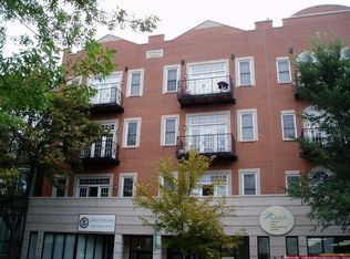 2535 N Southport Ave #3, Chicago, IL 60614