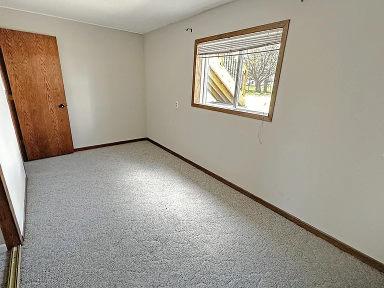 3421 Placer Ave — Photo 9