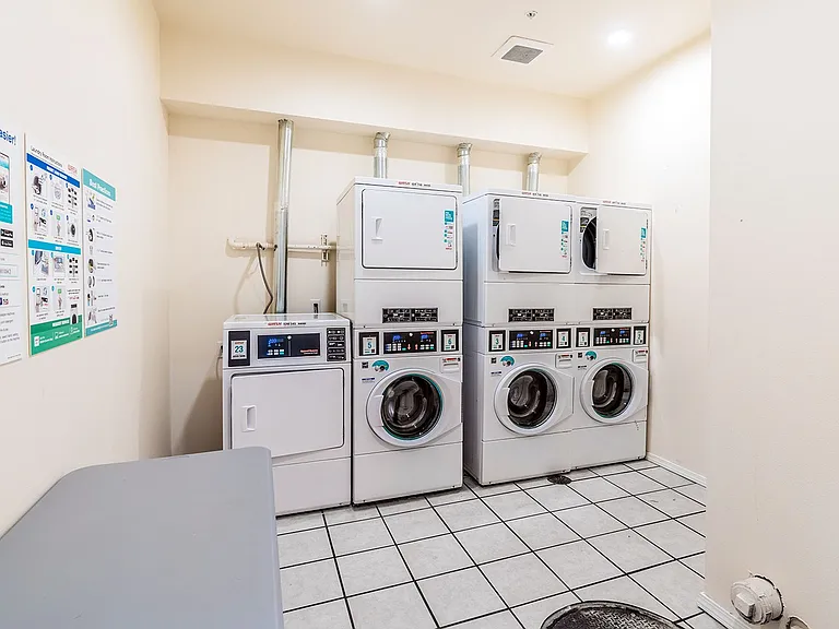 aPodment Suites at Genoa | Central District — Photo 6