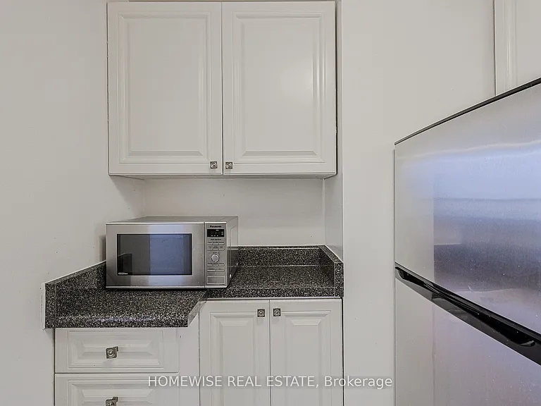485 Kingston Rd #714 — Photo 4