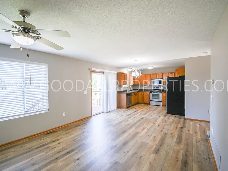 3504 163rd St — Photo 6