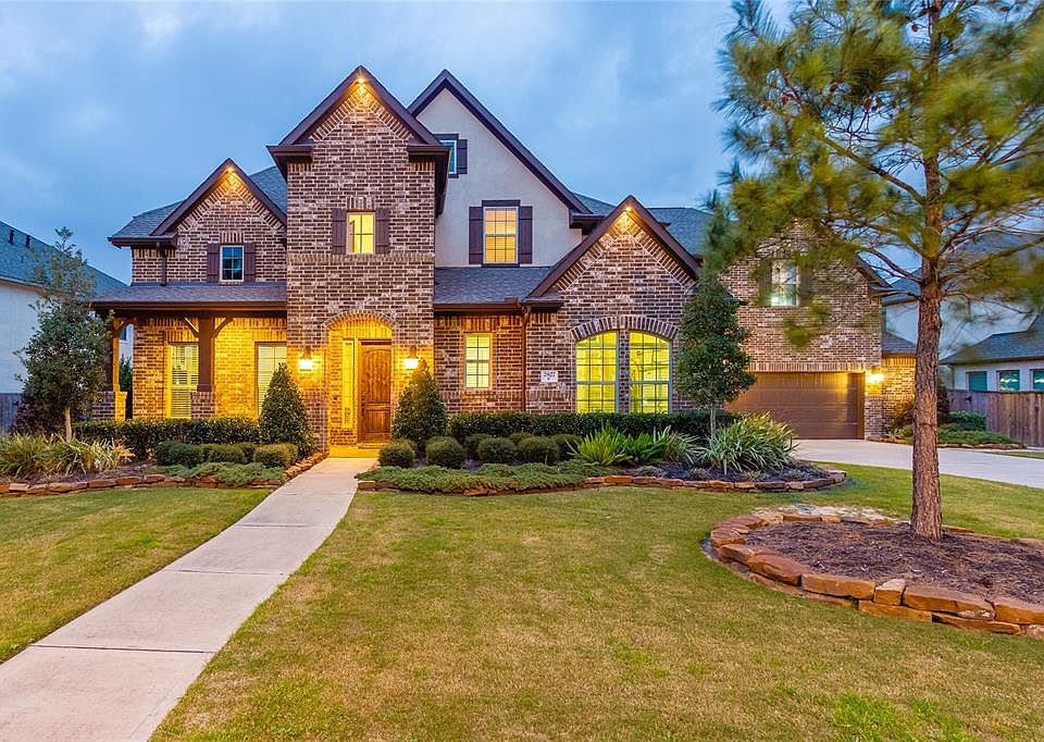 1st image of 2827 Hollingsworth Pine Ln