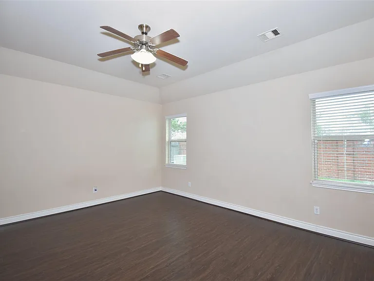 5623 S Denham Ridge Ln — Photo 25
