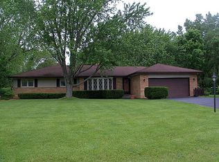 15800 Burleigh Blvd, Brookfield, WI 53005