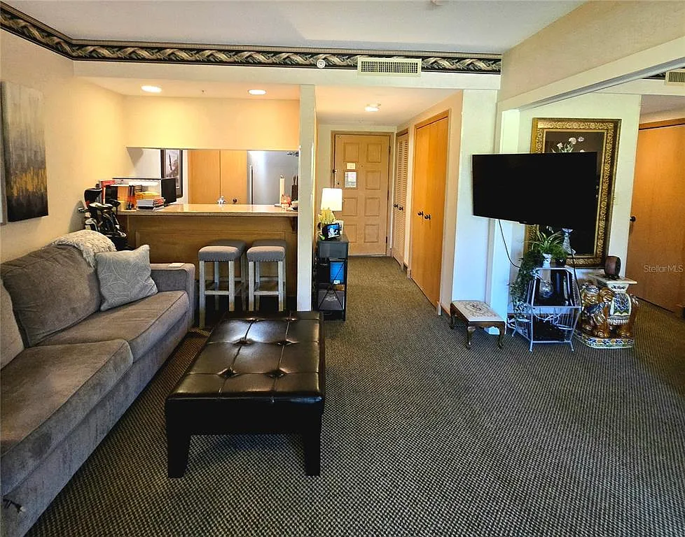 1 bed, 1.0 bath, 530 sqft, $1,495 — Photo 2