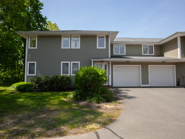 47 Windmill Springs #47, Granby, CT 06035