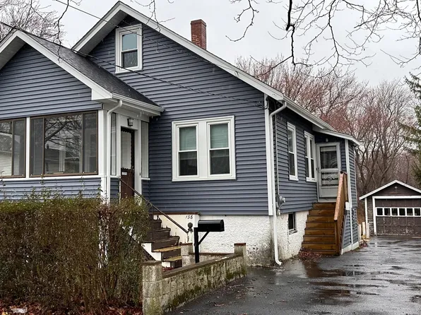 138 Sherman St, Quincy, MA 02170
