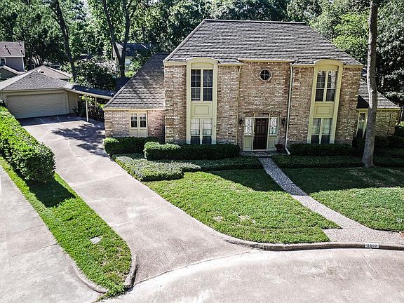 2nd image of 2907 Little Bear Dr