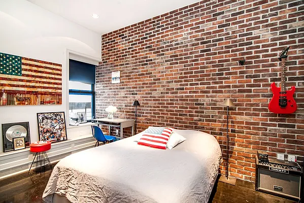 Rented by Compass | media 8