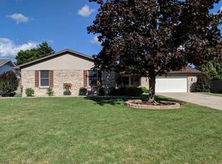 730 Puritan Dr, Saginaw, MI