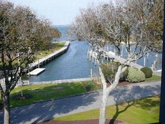 1st image of 590 Marina Dr #22