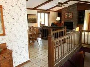 366 Shoesmith Rd, Haslett, MI 48840