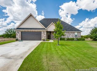 105 Clemente Zapata, Blanco, TX 78606
