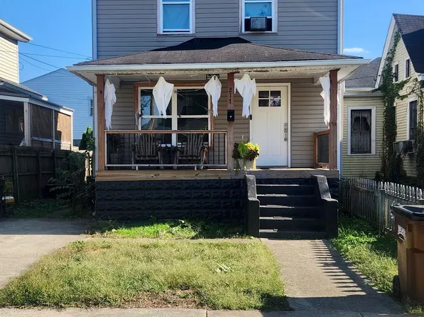 217 Amanda St, Russell, KY 41169