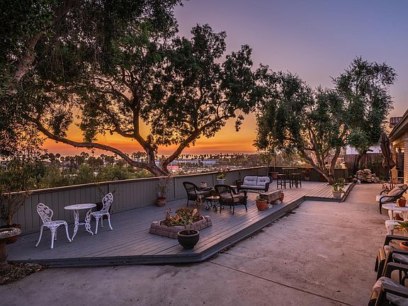 4th image of 2196 Vista Del Mar Dr