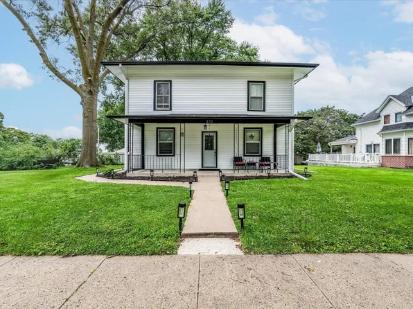 310 N Chestnut St, Avoca, IA 51521