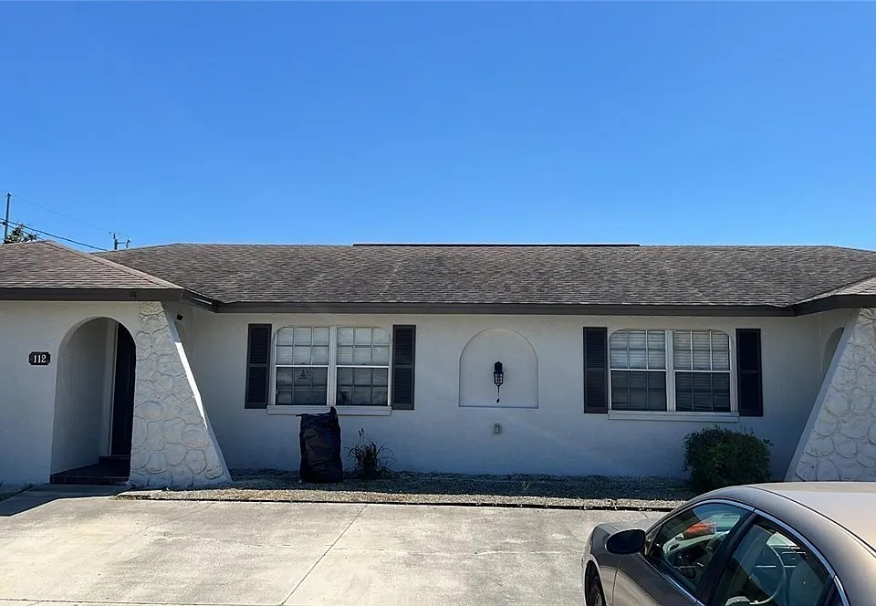 112 SW 35th Ter