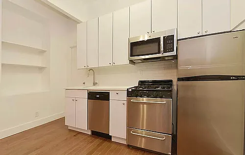 57 E 3rd St #3C Photo 1