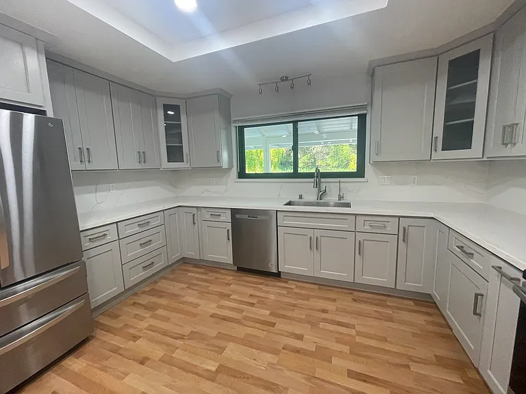 11040 Eastbrook Ave — Photo 9