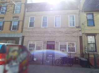 588 Onderdonk Ave, Flushing, NY 11385