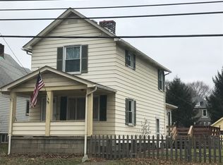 266 Portersville Rd, Ellwood City, PA 16117
