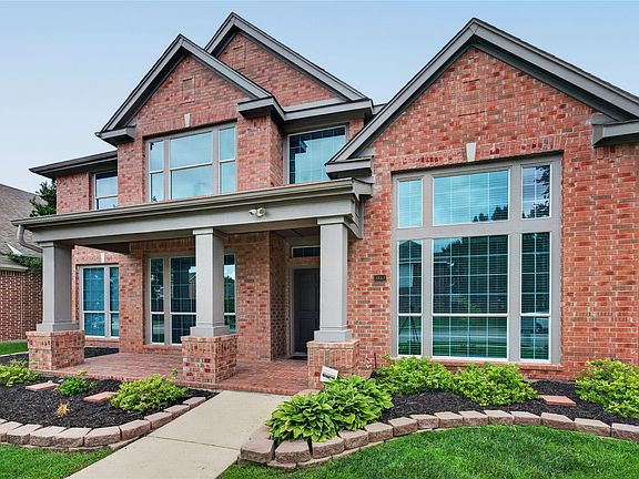 3rd image of 3812 Leeward Cir