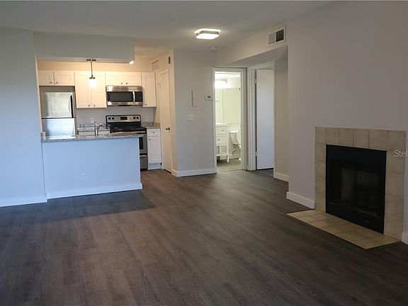 2nd image of 400 Lake Placid 304 Ct